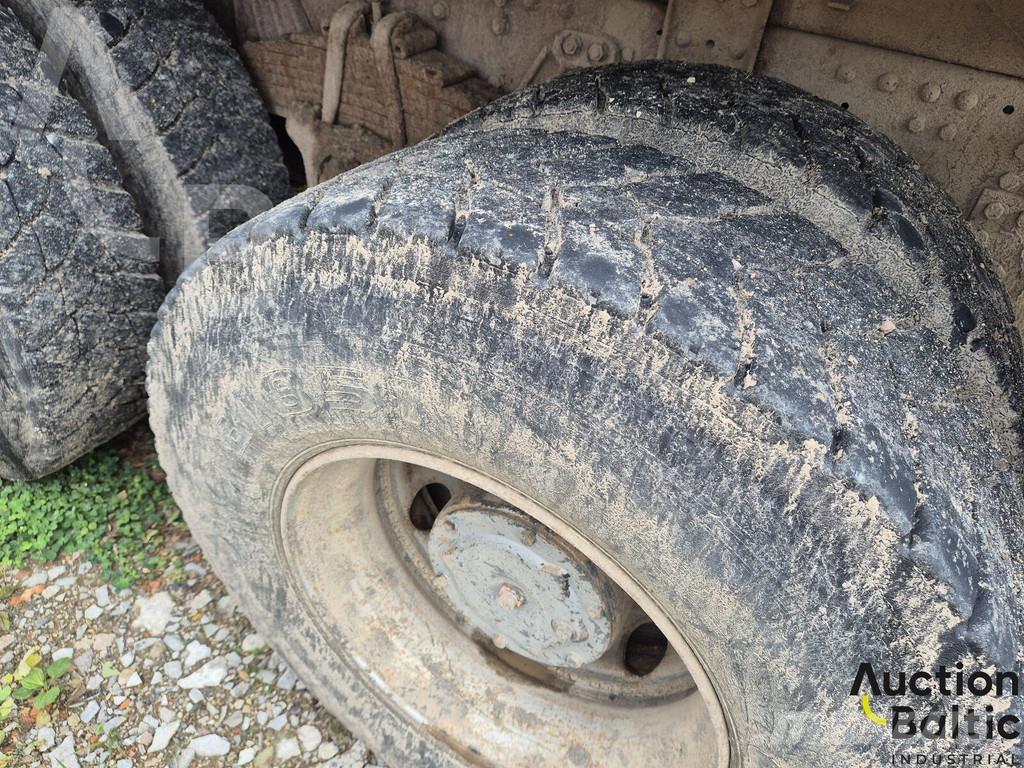 Iveco 260-34 Motrici cisterna