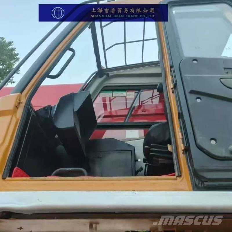 Sany STC 800 Grues tout terrain