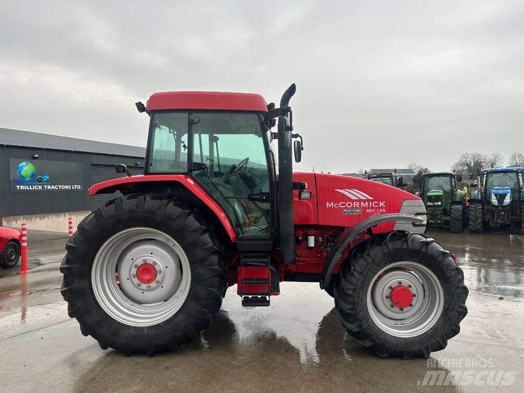 McCormick MC 135 Tracteur