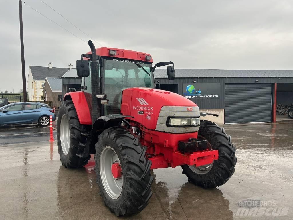 McCormick MC 135 Tracteur