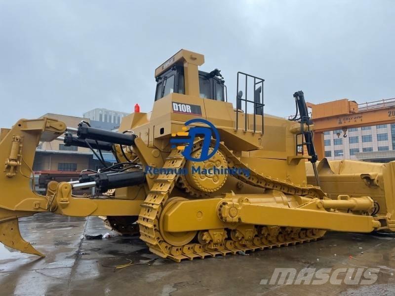 CAT D 10 R Bouteurs sur chenilles