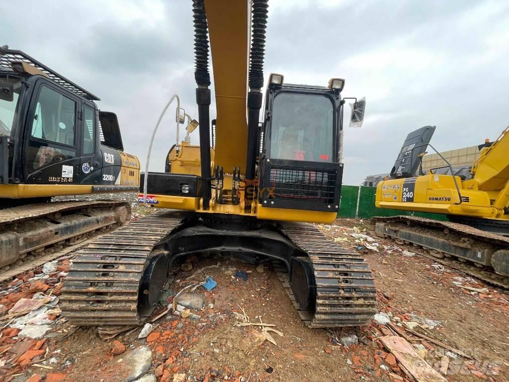 CAT 320 DL Pelle sur chenilles