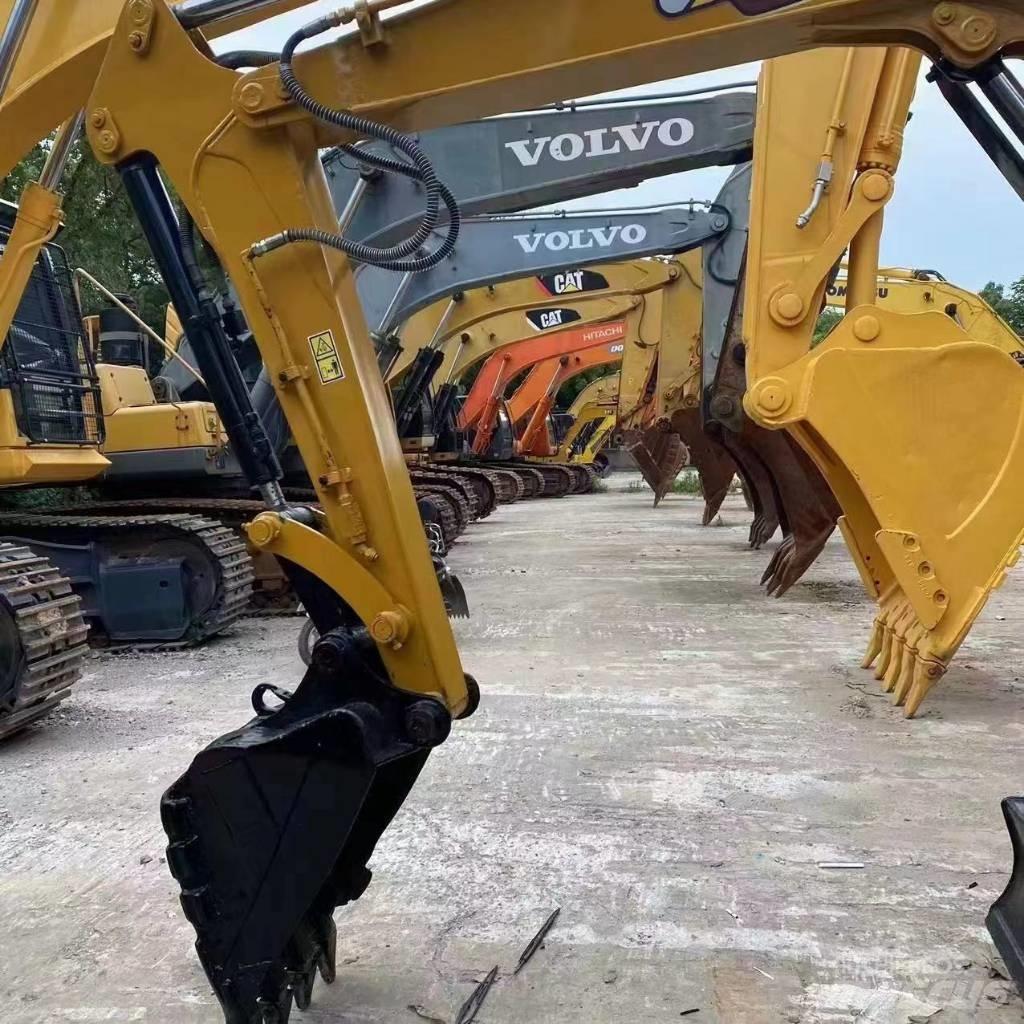 CAT 303.5 Pelle sur chenilles