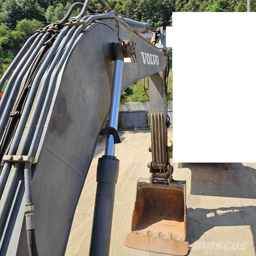 Volvo EC 300 D Pelle sur chenilles