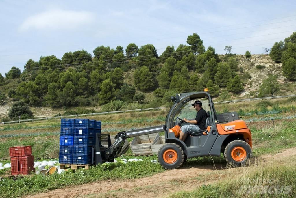Ausa T 144 H Chariot télescopique