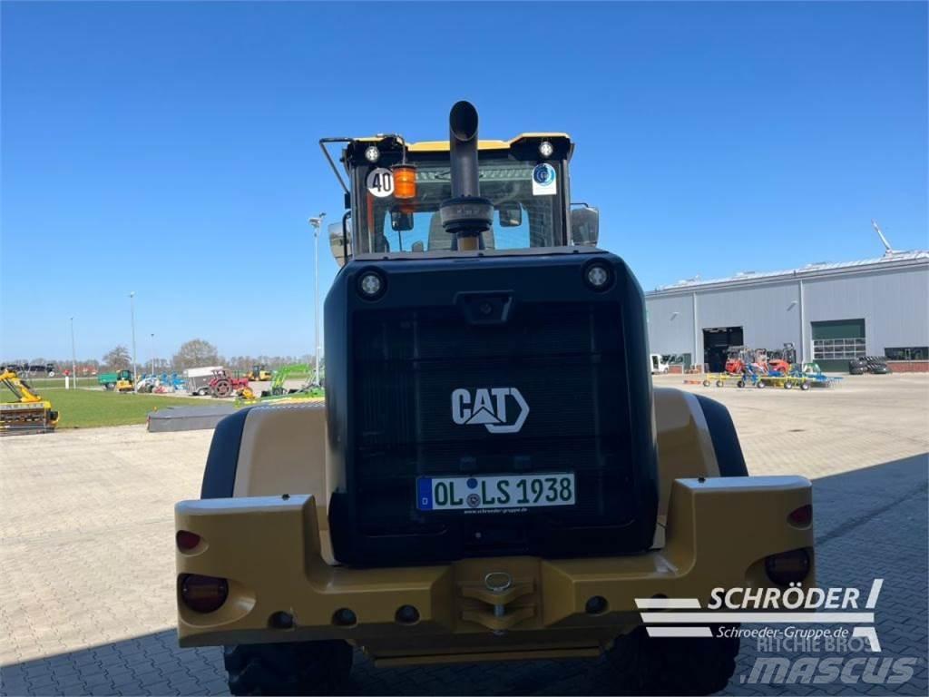 CAT 938 HL Chargeuse sur pneus