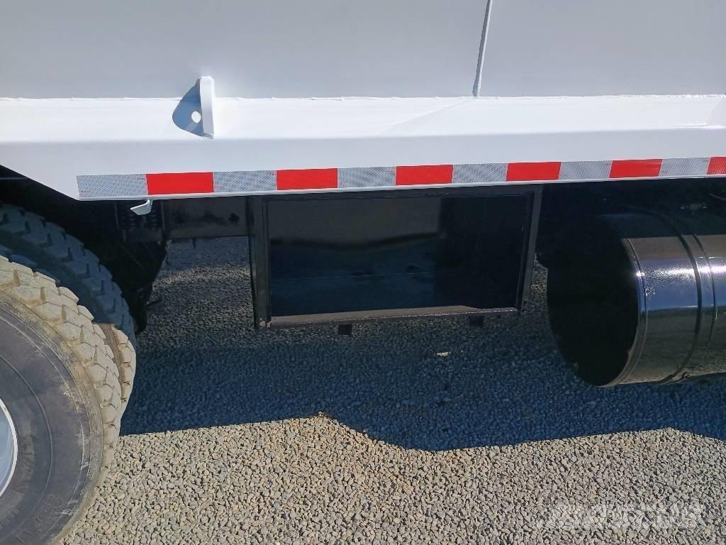 Mack MRU Camion poubelle