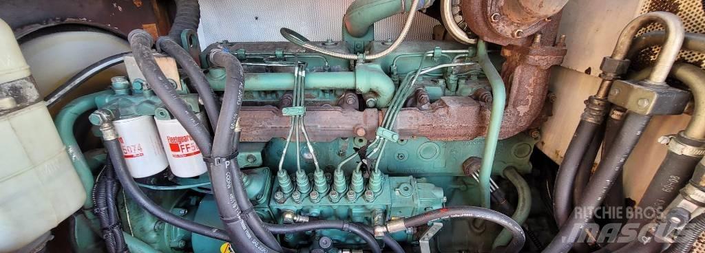 Svetruck 13,6 60-32 Chariots diesel
