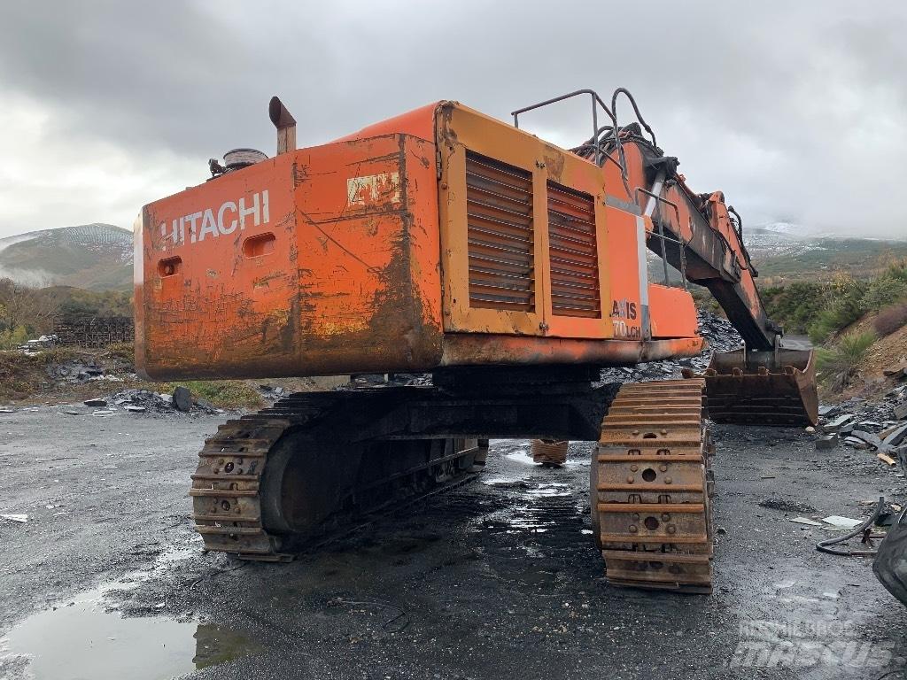 Hitachi 670 LCH-3 Pelle sur chenilles