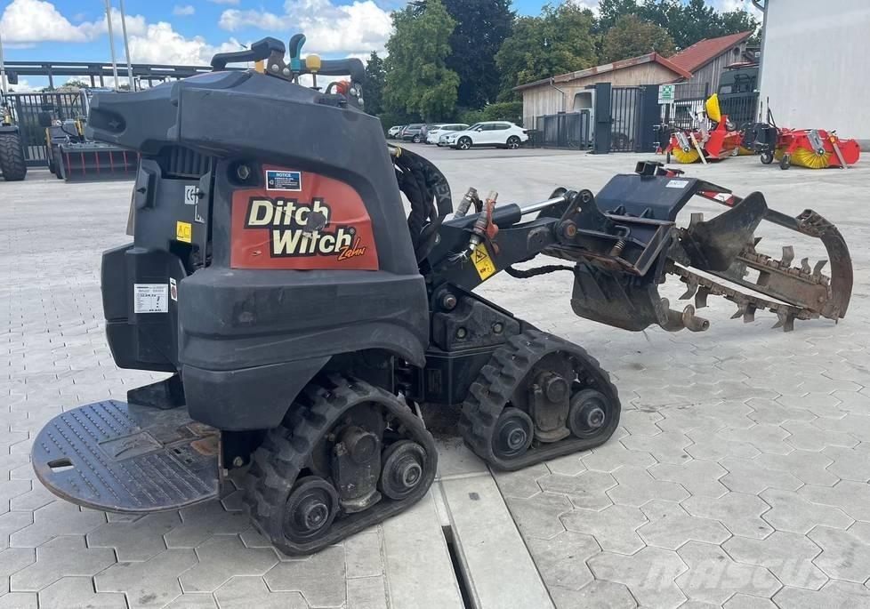Ditch Witch R300 Tombereau sur chenilles