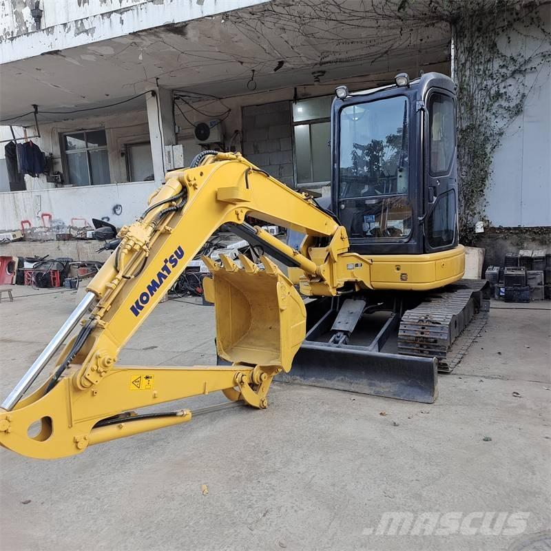 Komatsu PC 40 Mini pelle < 7t