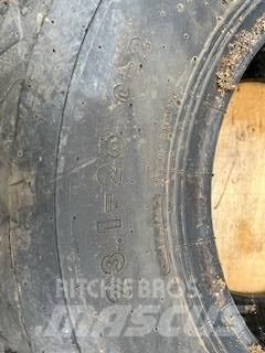 Armour 23.1-26 Pneus, roues et jantes