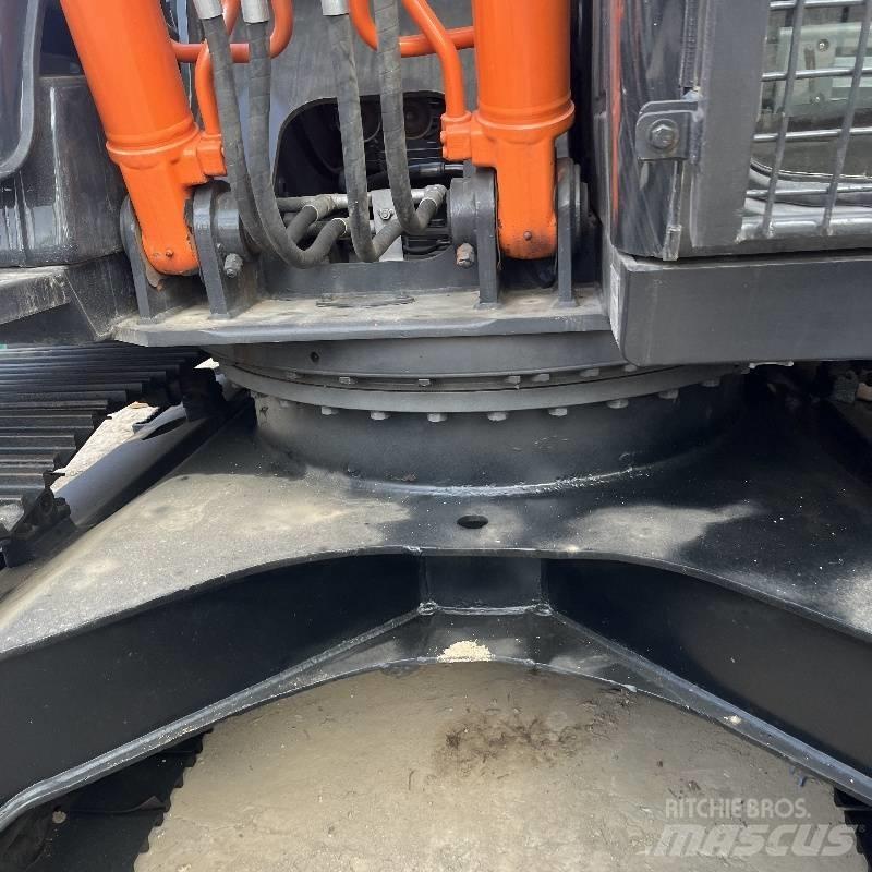 Hitachi ZX 160 Pelle sur chenilles