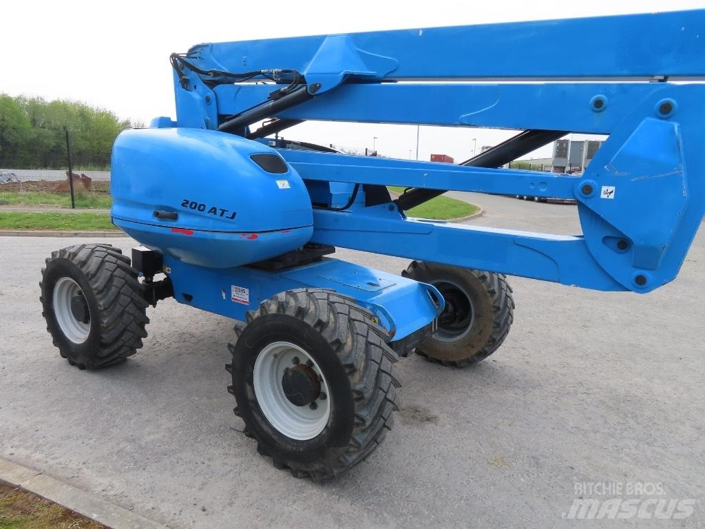 Manitou 200 ATJ Nacelles articulées