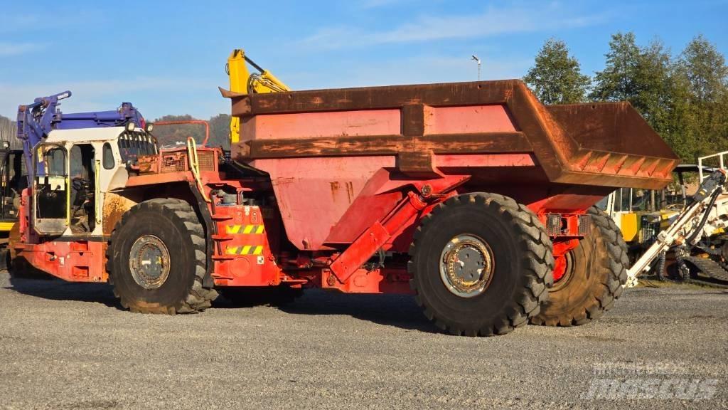 Sandvik TH550 Tombereau souterrain articulé