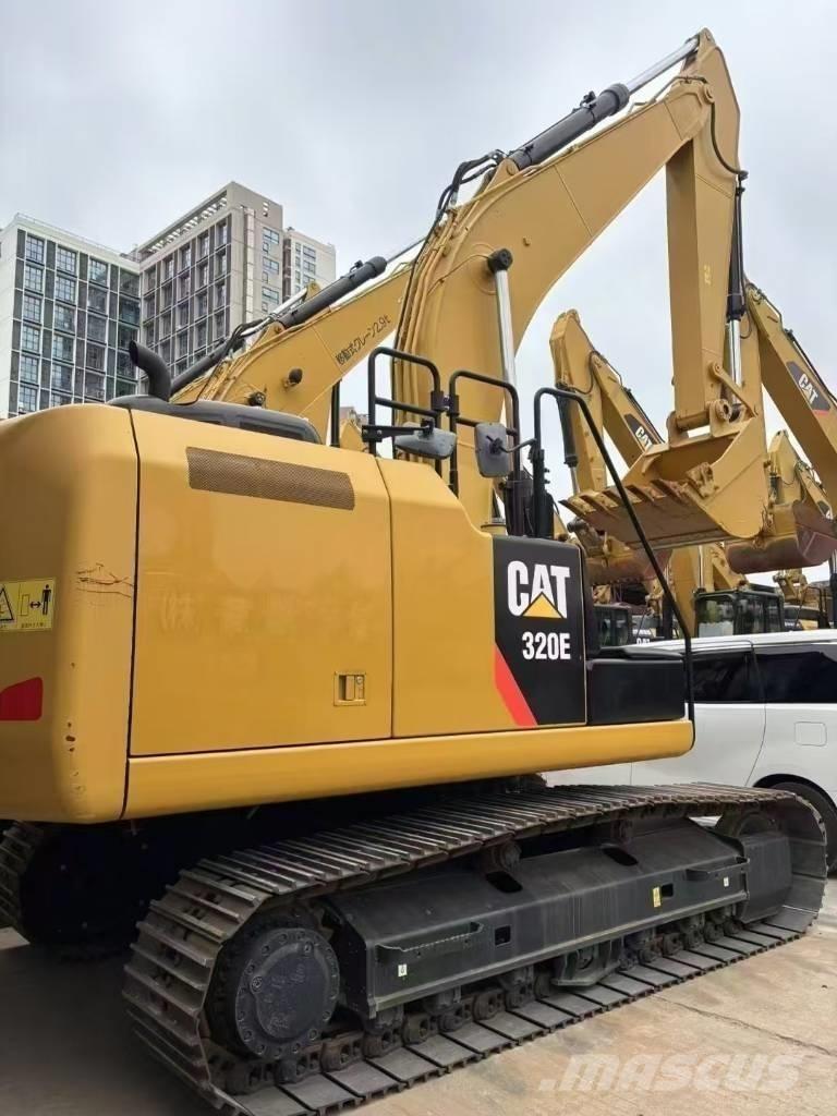 CAT 320 E Pelle sur chenilles