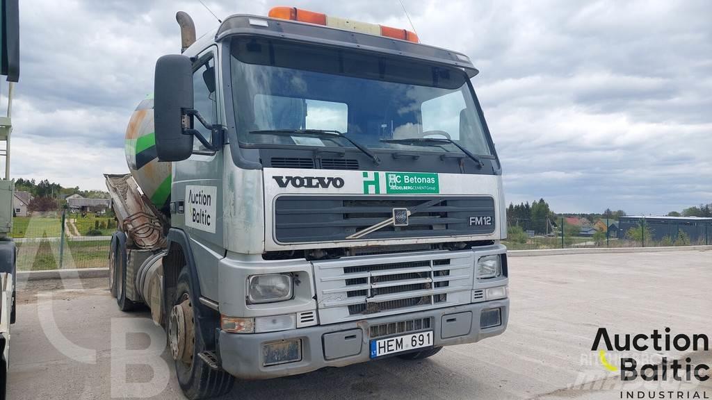 Volvo FM12 Camion malaxeur