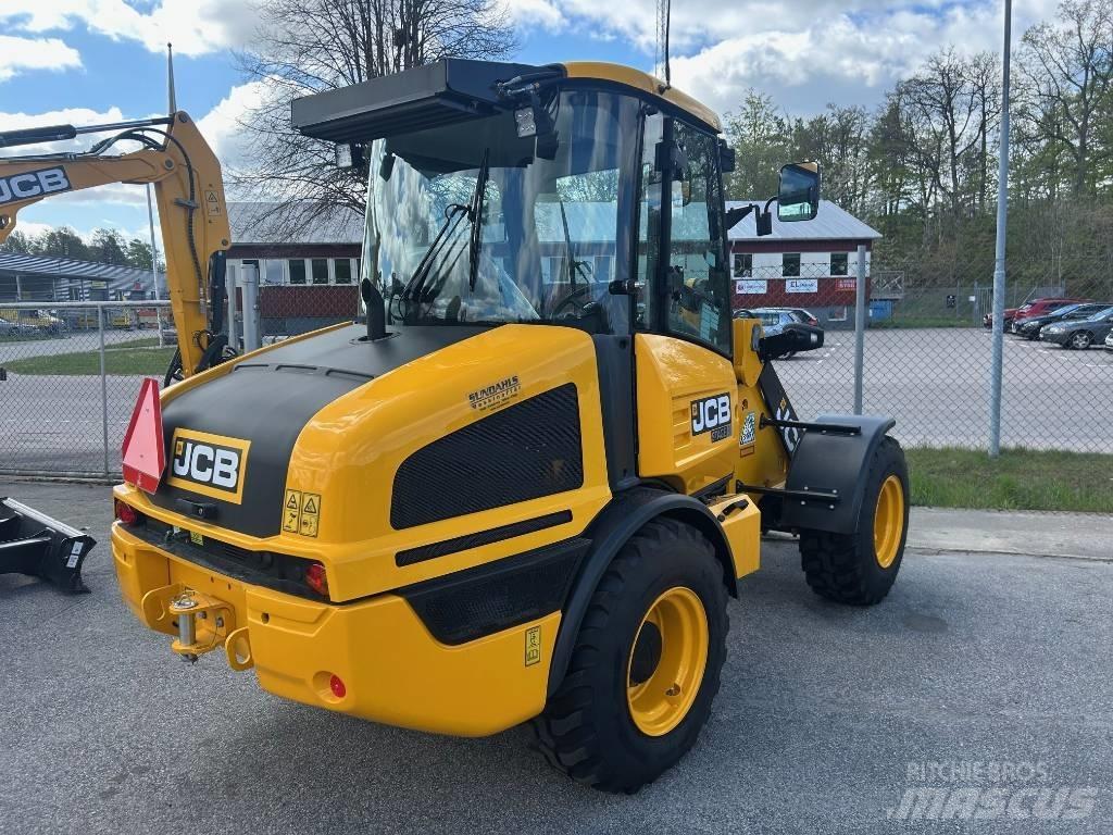 JCB 407 Chargeuse sur pneus