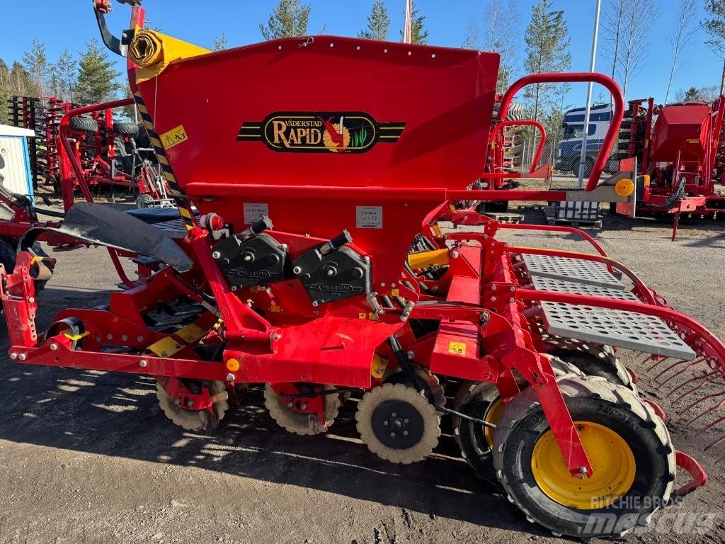 Väderstad Rapid 300C Semoir combiné
