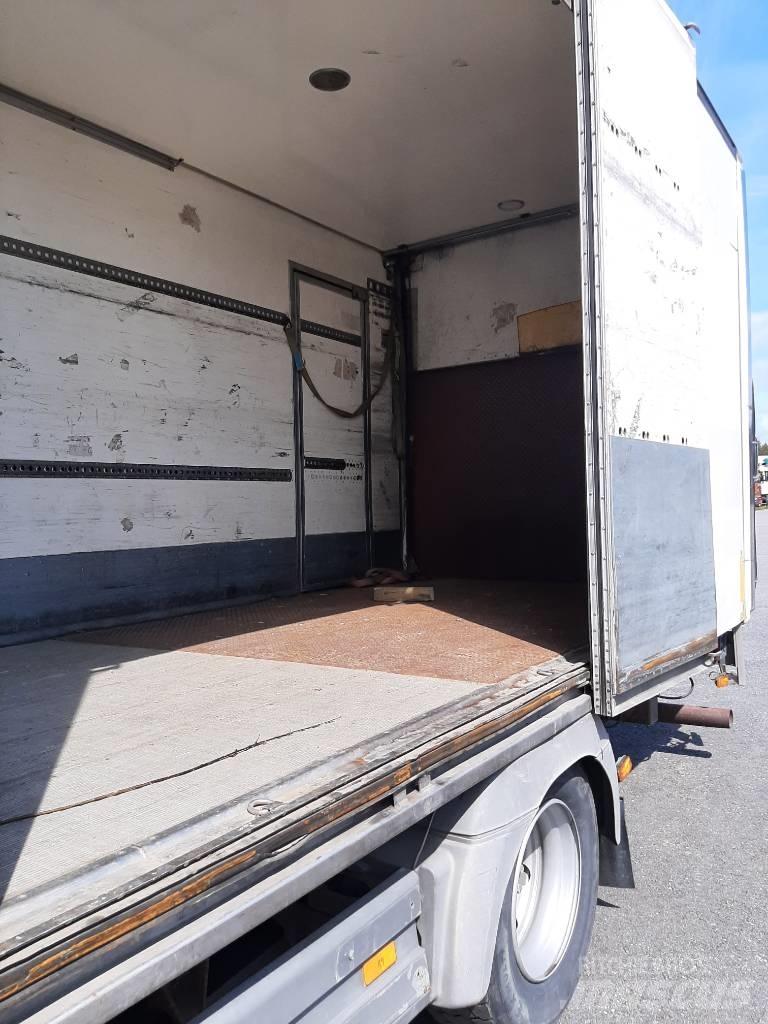 Mercedes-Benz 1523 Camion frigorifique