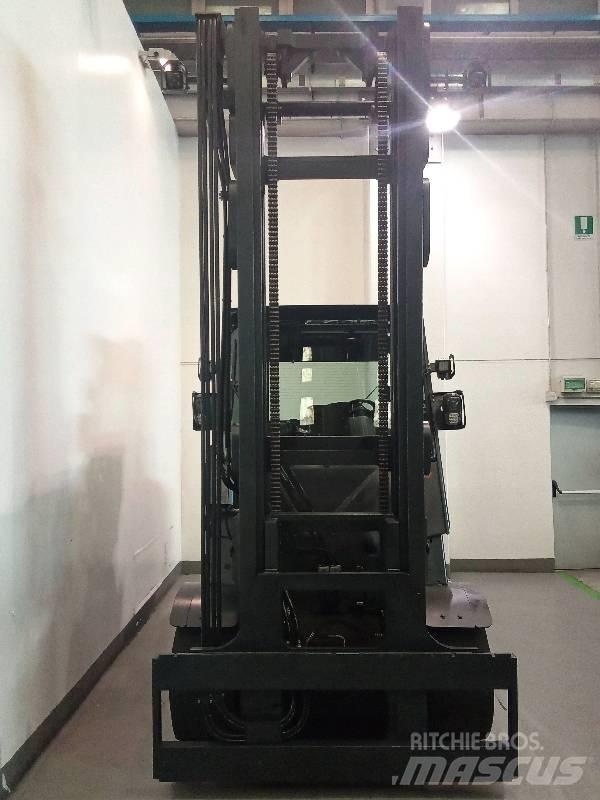 Linde E 80 Chariots élévateurs électriques