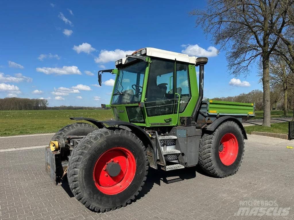 Fendt Xylon 520 Tracteur