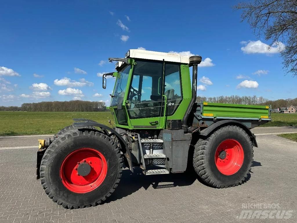 Fendt Xylon 520 Tracteur