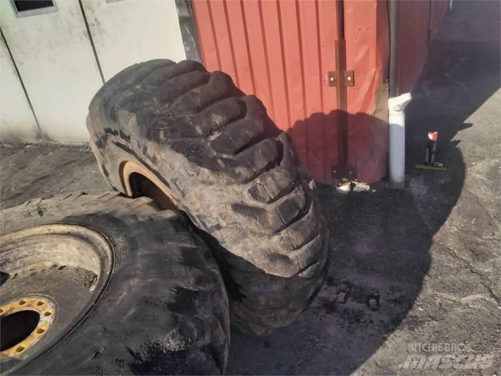 Nokian Els 17,5x25 Pneus, roues et jantes