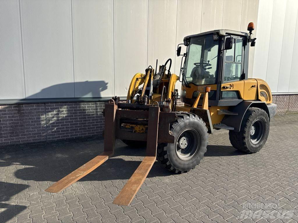 Terex TL70 Chargeuse sur pneus