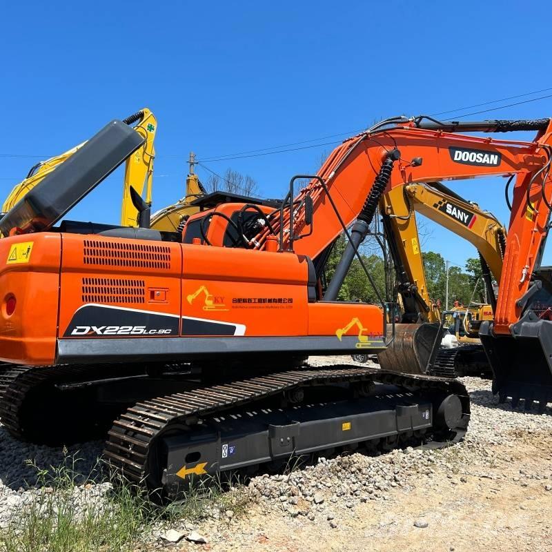 Doosan DX225-9C Pelle sur chenilles