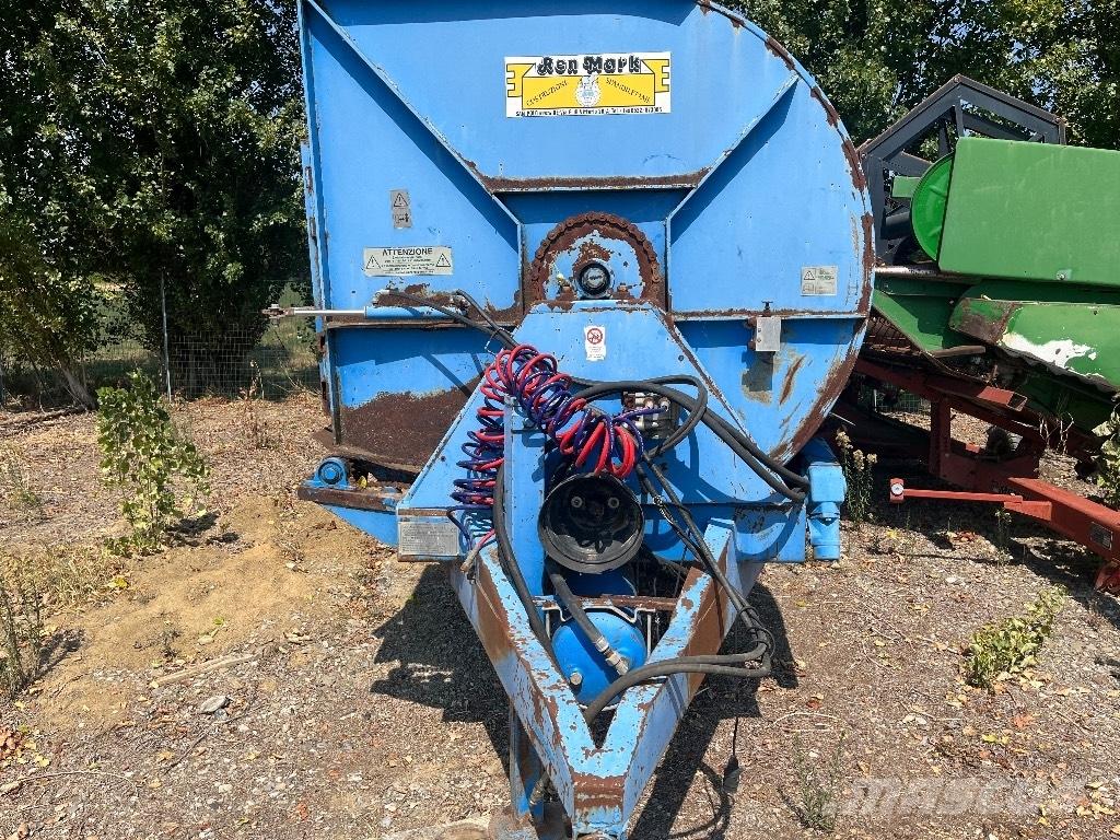  REN MARK R 140 Epandeur de fumier