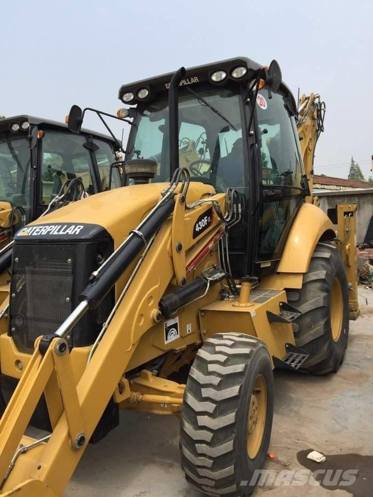 CAT 430F2 Tractopelle