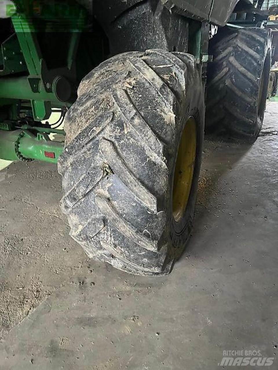 John Deere t670 Moissonneuse batteuse
