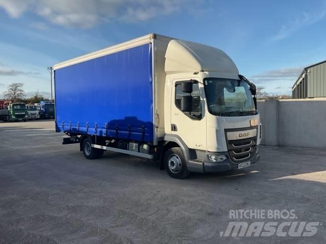 DAF LF180 Camion à rideaux coulissants (PLSC)