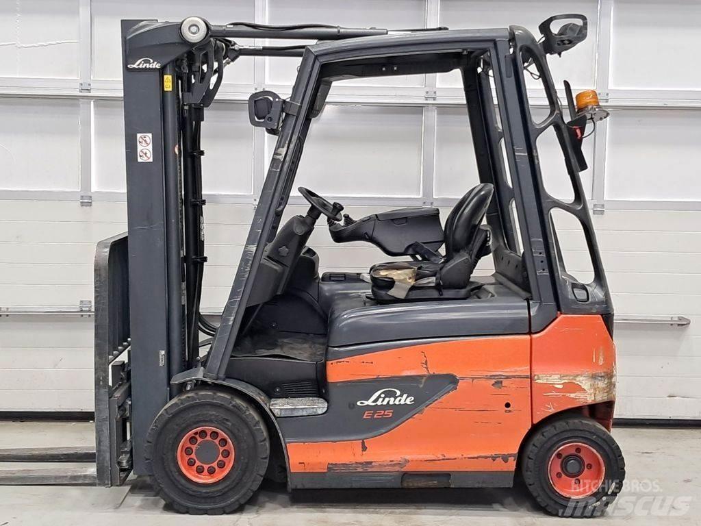 Linde E25-01 Chariots élévateurs électriques