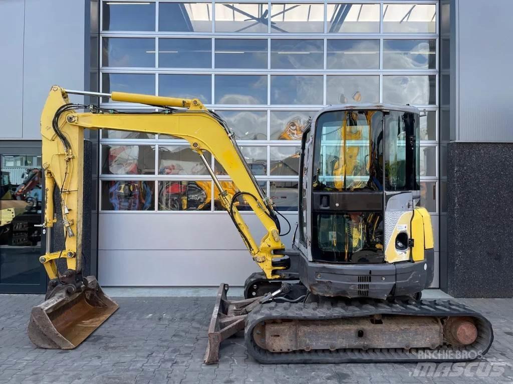 New Holland E50.2 Mini pelle < 7t