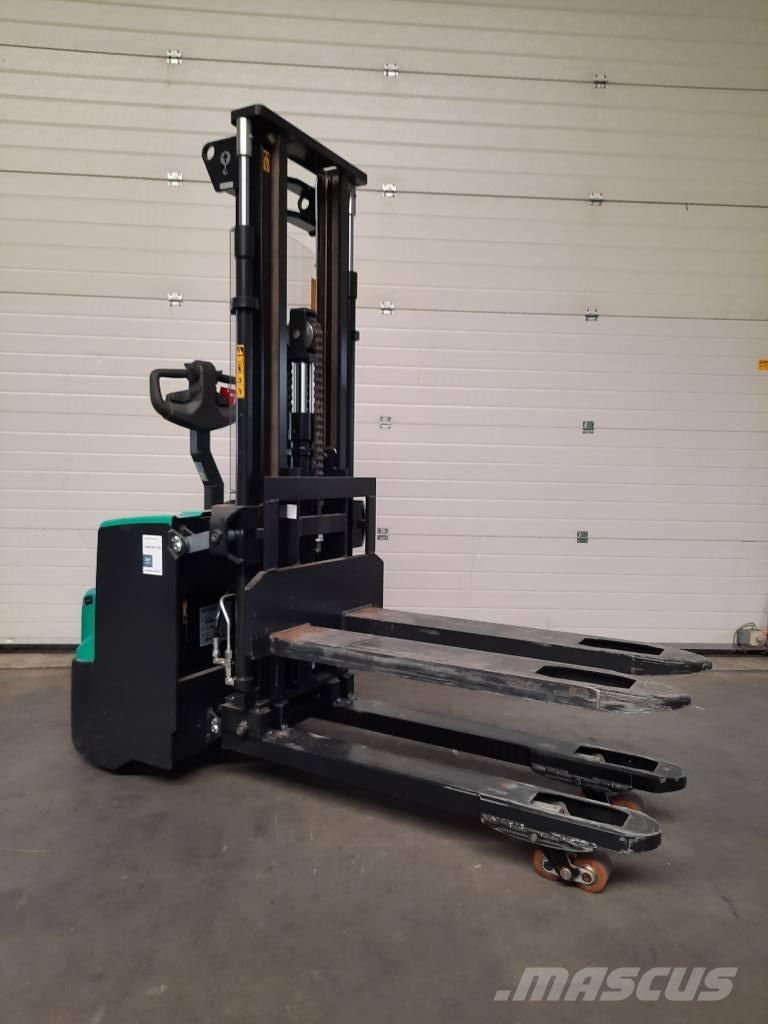 Mitsubishi SBP12N3I Gerbeur accompagnant