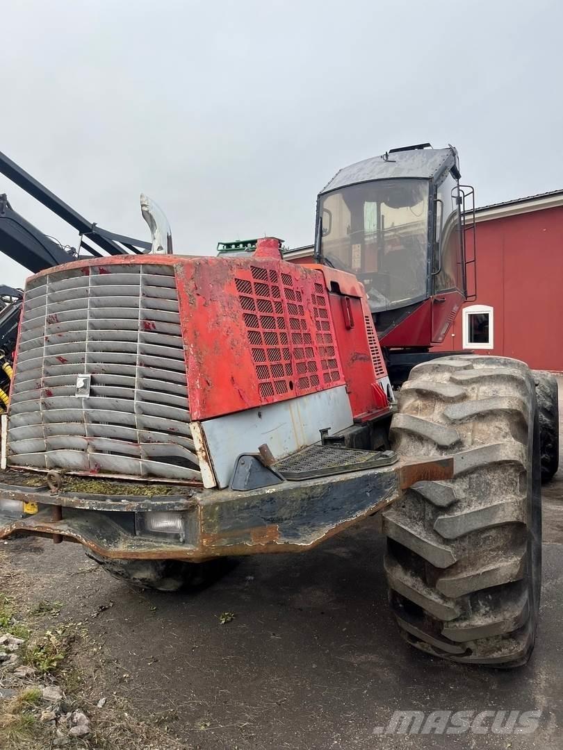 Valmet 921 Abatteuse