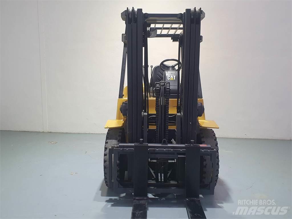 CAT DP40K MC Chariots diesel