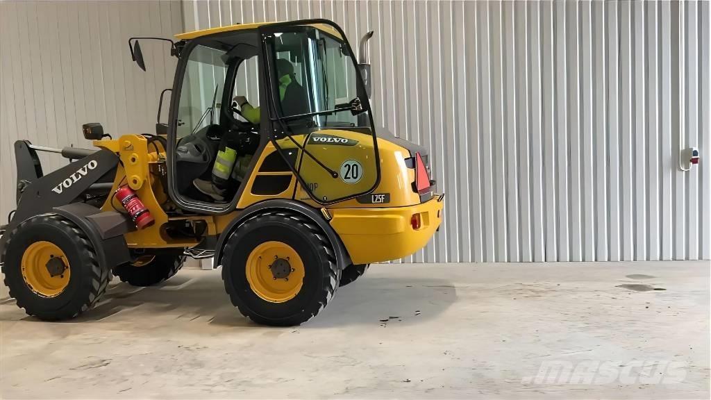 Volvo L 25 F Chargeuse sur pneus