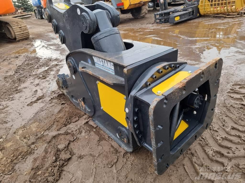 Mustang RH 16 Concasseur de Travaux Publics