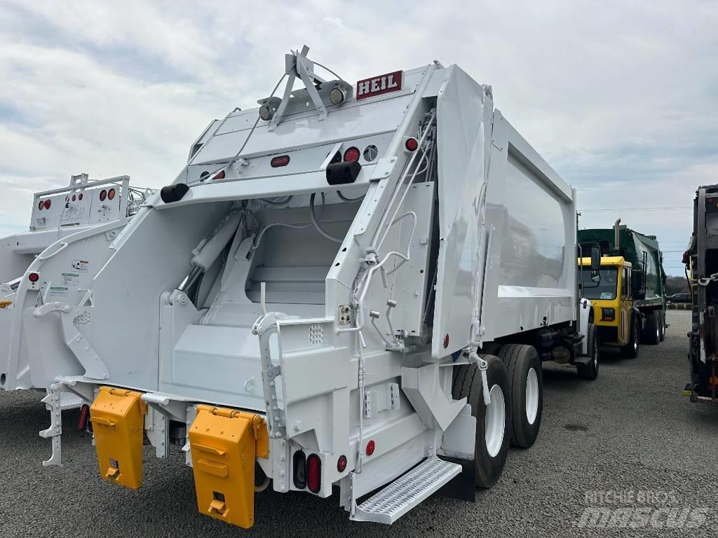 Freightliner M2 Camion poubelle