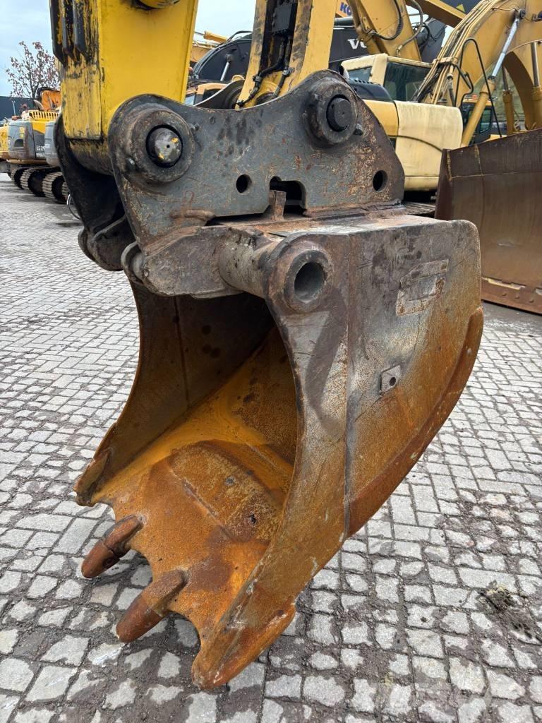 Komatsu PW 180-7 Pelle sur pneus