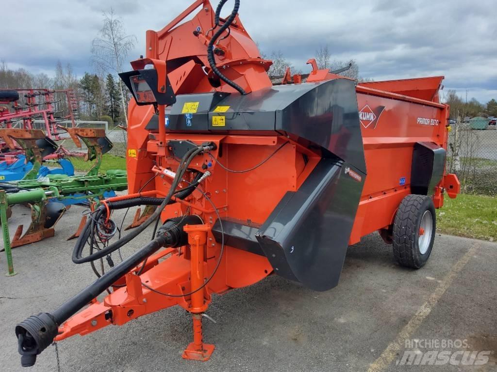 Kuhn Primor 5570 M Dérouleuse, pailleuse