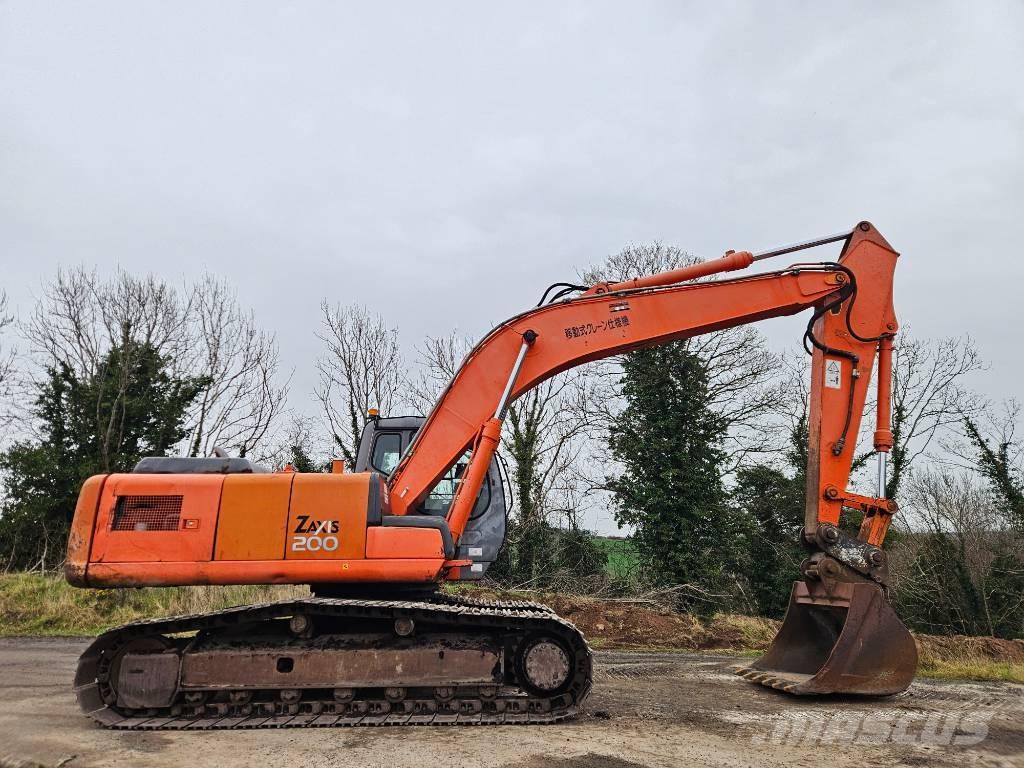 Hitachi ZX 200 LC Pelle sur chenilles