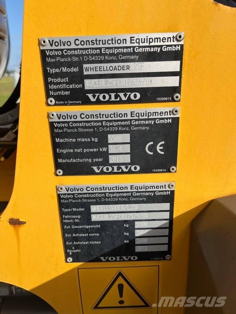 Volvo L 25 F Chargeuse sur pneus