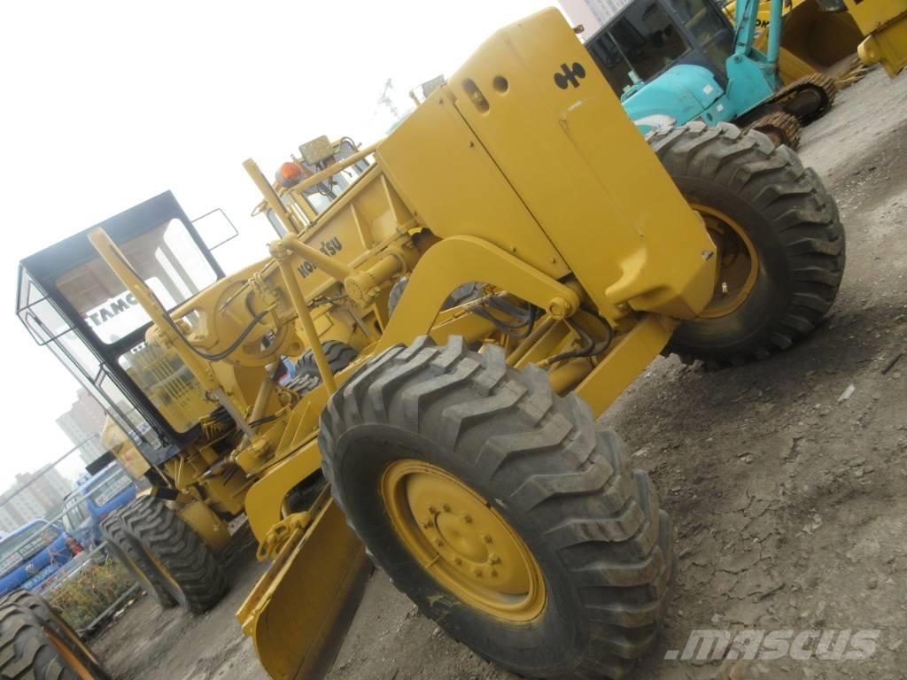 Komatsu GDD 623 Niveleuse