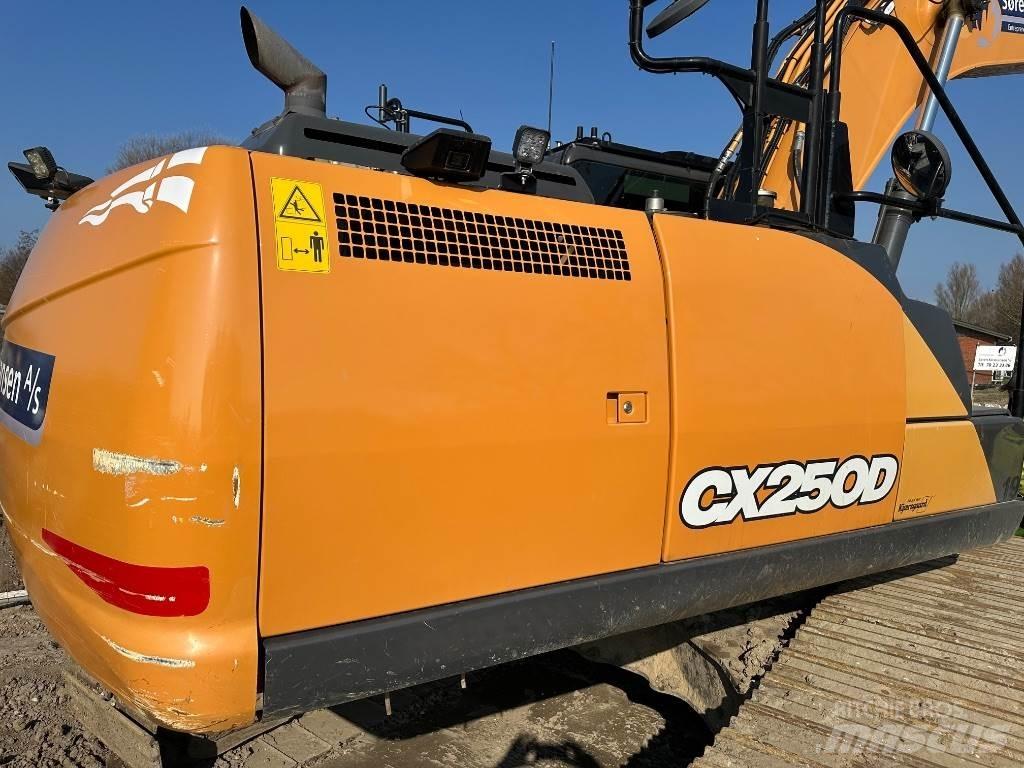 CASE CX 250 D Pelle sur chenilles