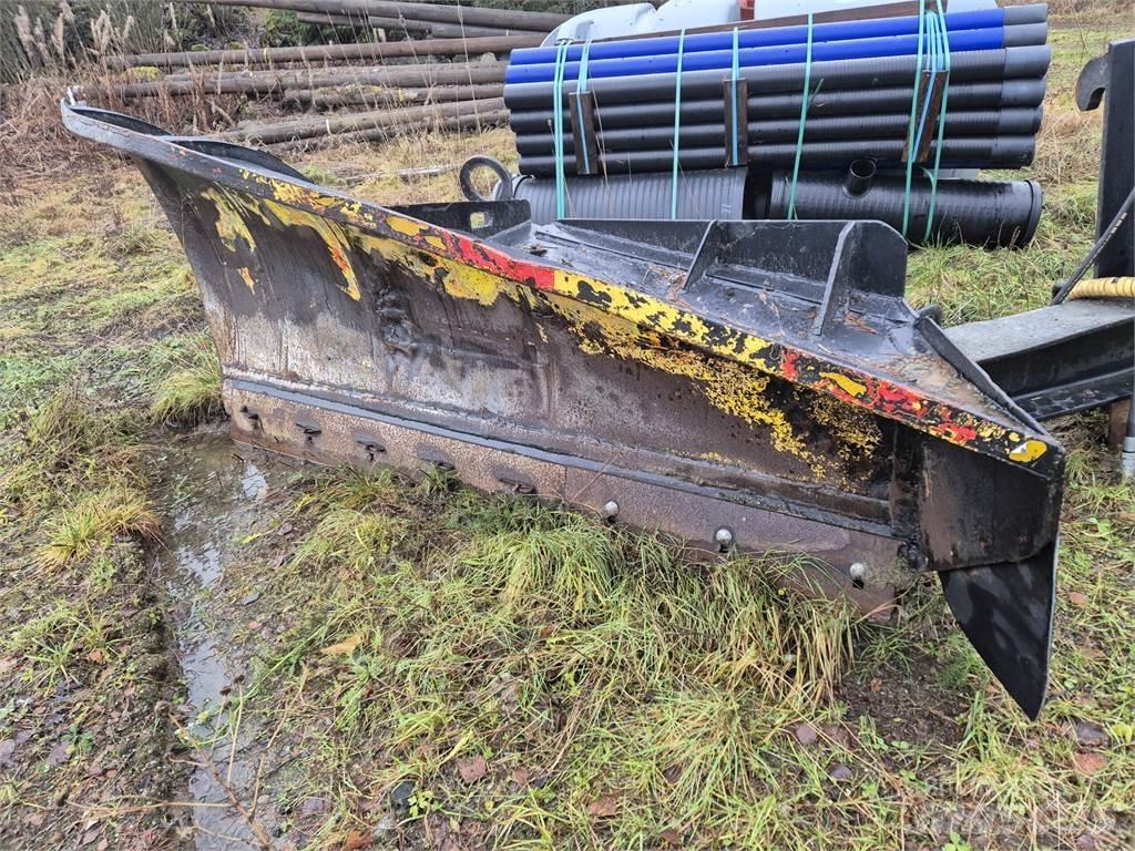  Vallileikkuri Chasse neige