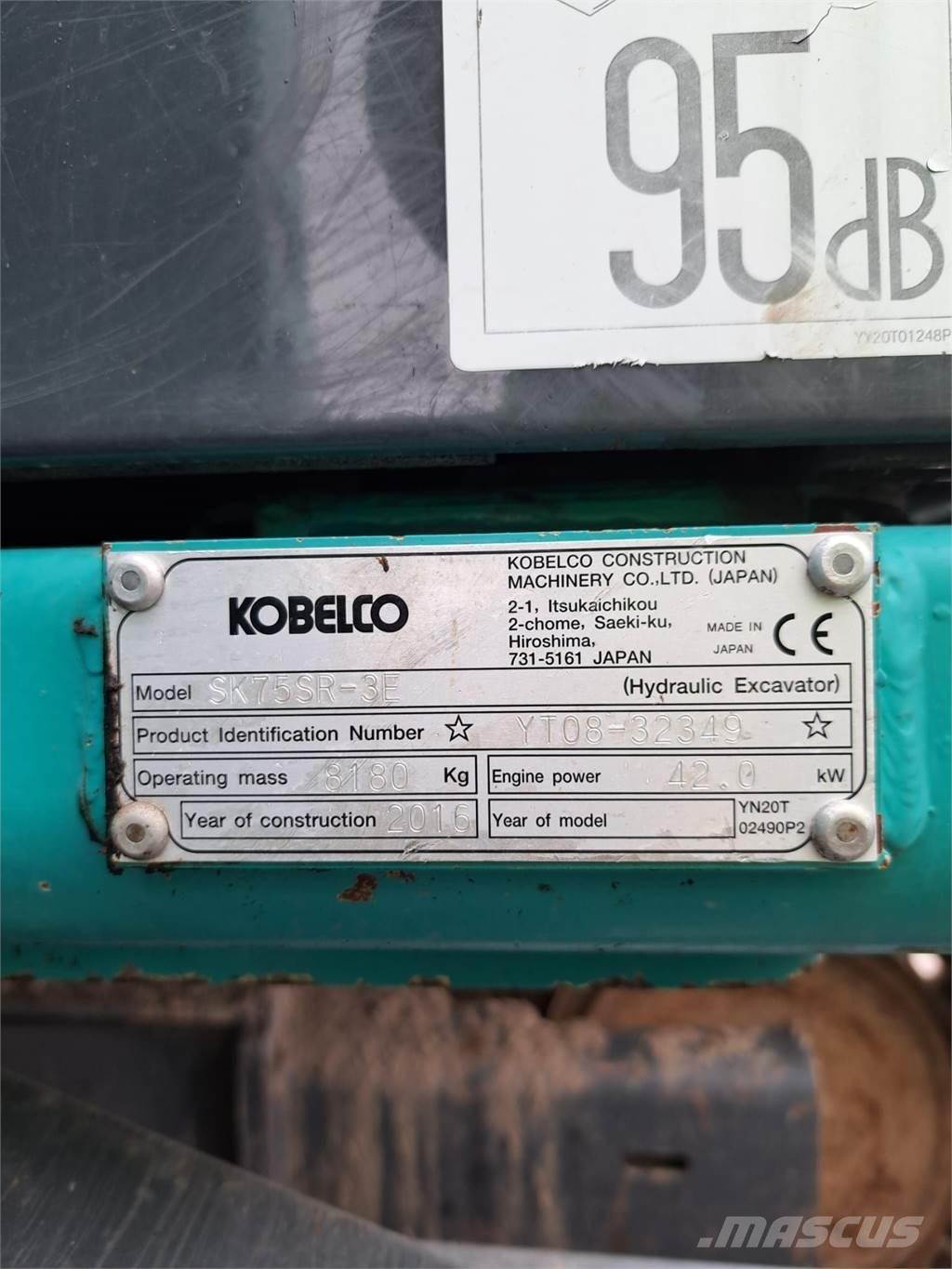 Kobelco SK75SR-3E Mini pelle < 7t